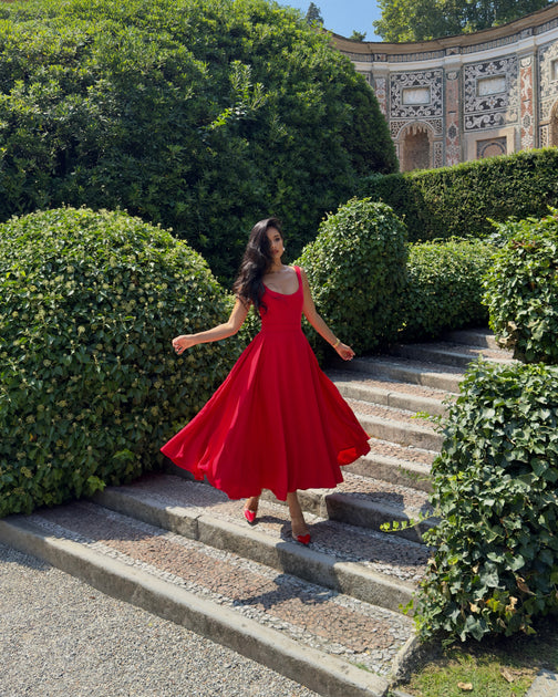 Scarlet Elegance Midi Dress main image 1